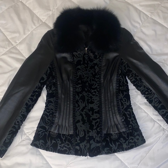 𝑅𝑎𝑏𝑏𝑖𝑡 𝑎𝑛𝑑 𝑐𝑜𝑤 𝐿𝑒𝑎𝑡ℎ𝑒𝑟 𝐽𝑎𝑐𝑘𝑒𝑡 - Picture 3 of 8